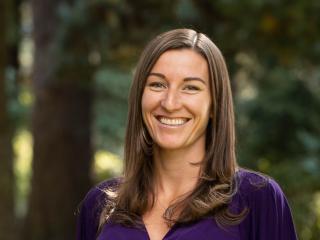 Headshot of Stephanie Deutschman.